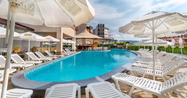 Mpm-Astoria-POOL-2025-02