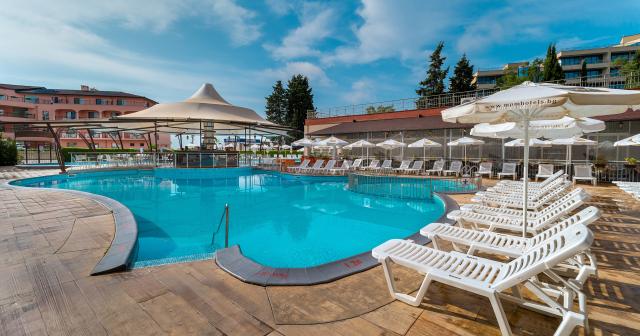 Mpm-Astoria-POOL-2025-03