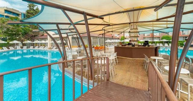 Mpm-Astoria-POOL-BAR-2025-02