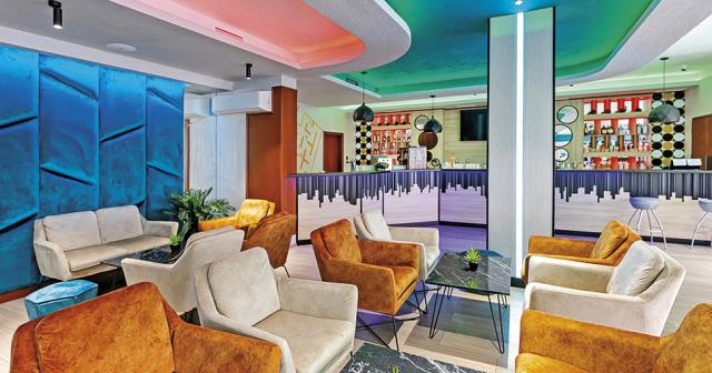 Paradise-Beach-Residence-BAR-2022-01