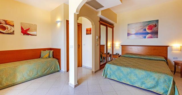 Tirreno-STANDARD-ROOM-2024
