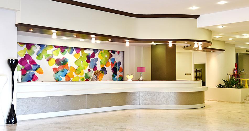 Kipriotis-Hippocrates-RECEPTION