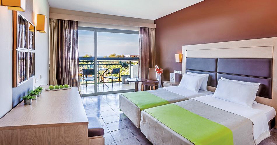 Kipriotis-Hippocrates-ROOM