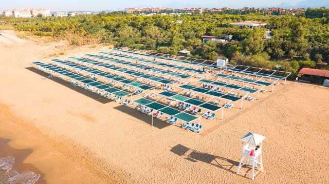 Alba-Queen-BEACH-02