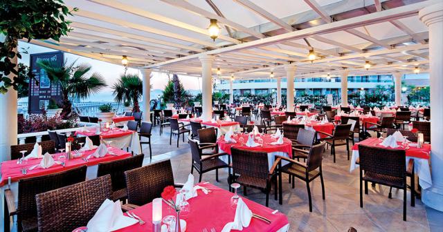 Alba-Queen-RESTAURANT-02-2022