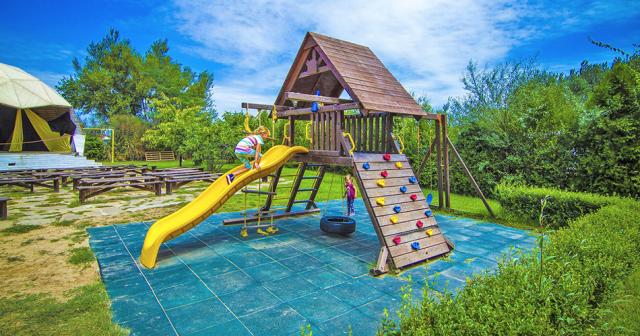 Blue-Orange-PLAYGROUND