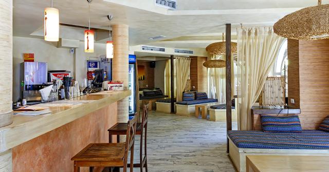 Blue-Orange-POOL-BAR-2