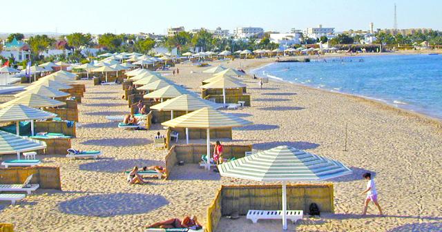 Menaville-Resort-BEACH