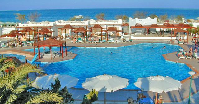 Menaville-Resort-POOL-2