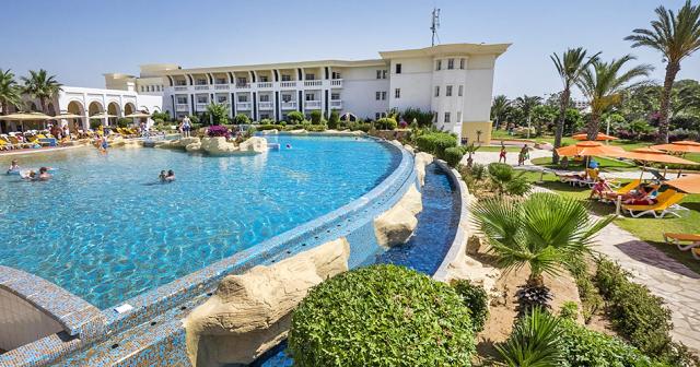 Medina-Belisaire-and-Thalasso-POOL