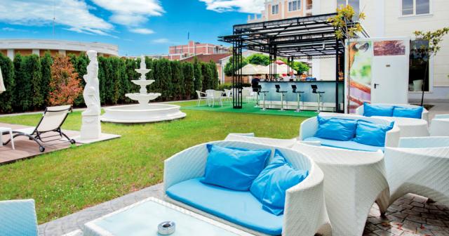 Rome-Palace-Deluxe-GARDEN-2022