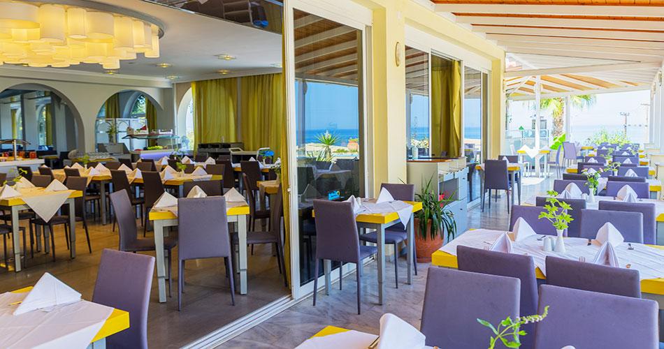 Rethymno-Mare-Royal-And-Waterpark-RESTAURANT-02