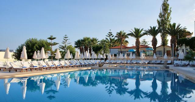 Rethymno-Mare-Royal-And-Waterpark-POOL-02
