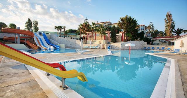 Rethymno-Mare-Royal-And-Waterpark-POOL-03