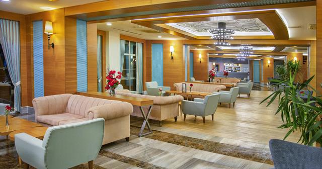 Sherwood-Exclusive-Lara-LOBBY-BAR-2022