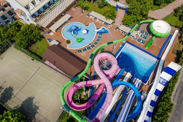 Club-Nena-2025-AQUAPARK