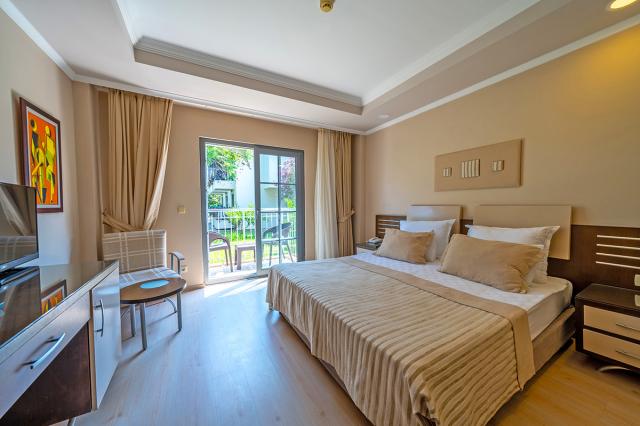 Club-Nena-2025-ROOM