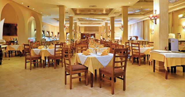 Telemaque-Beach-and-Spa-RESTAURANT-3