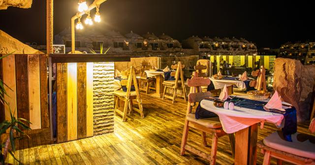 Caves-Beach-Resort-2025-GRILL-RESTAURANT-01
