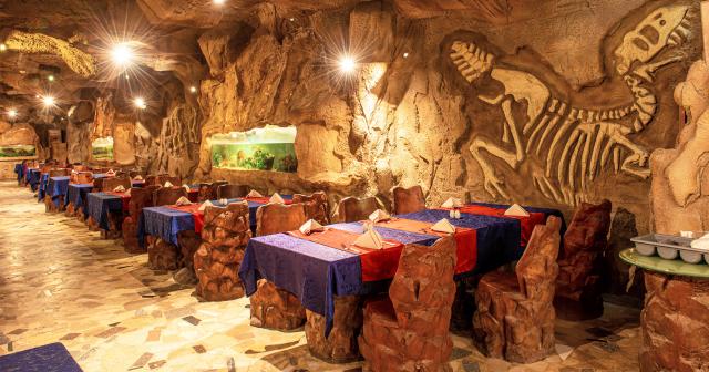 Caves-Beach-Resort-2025-RESTAURANT-01