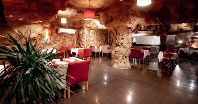 Caves-Beach-Resort-2025-RESTAURANT-02