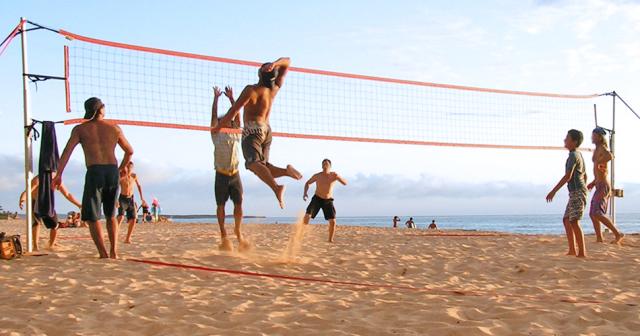 Caves-Beach-Resort-VOLLEYBALL