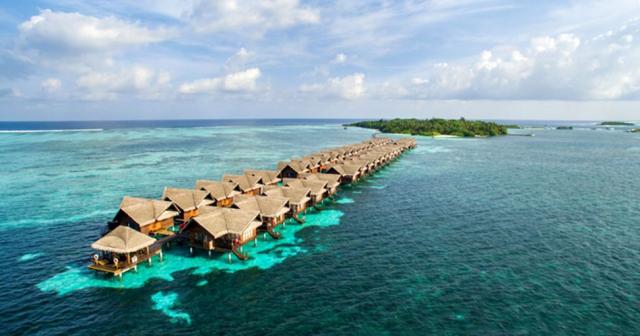 Adaaran-Select-Hudhuranfushi-WATER-VILLAS-02