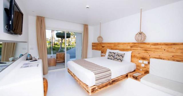 Meraki-Resort-GYPSTER-ROOM