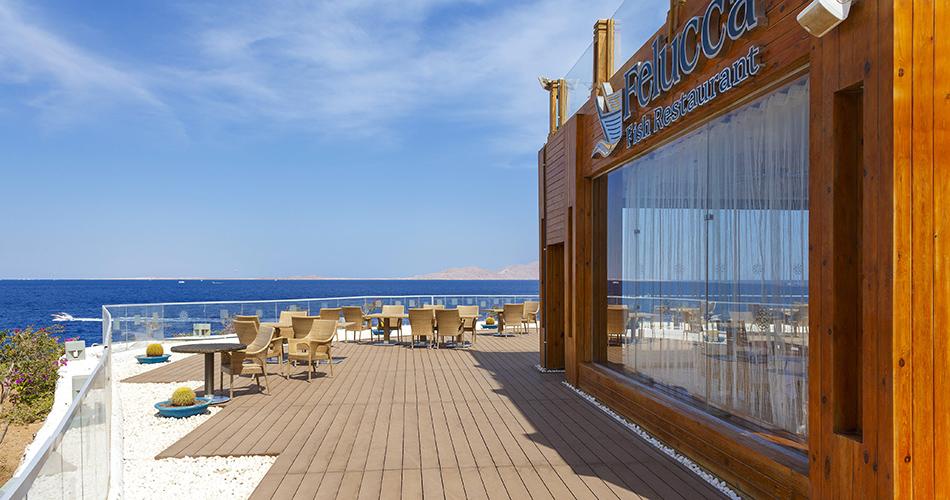 Sunrise-Arabian-Beach-Resort-RESTAURANT-2