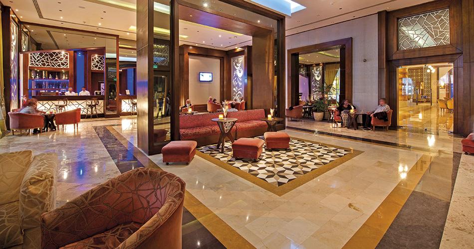 Sunrise-Arabian-Beach-Resort-LOBBY-BAR