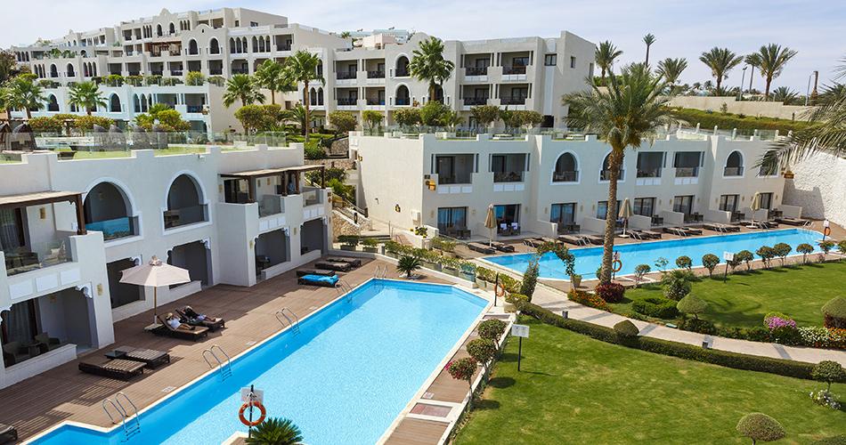 Sunrise-Arabian-Beach-Resort-POOL-2