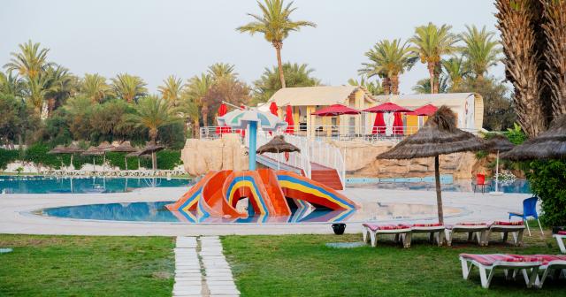 One-Resort-Jockey-2025-KIDS-POOL