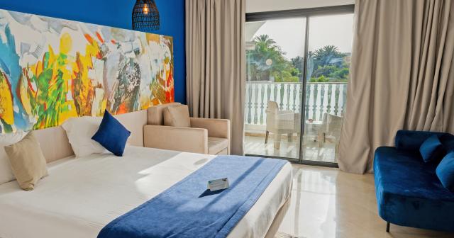 One-Resort-Jockey-2025-ROOM-04