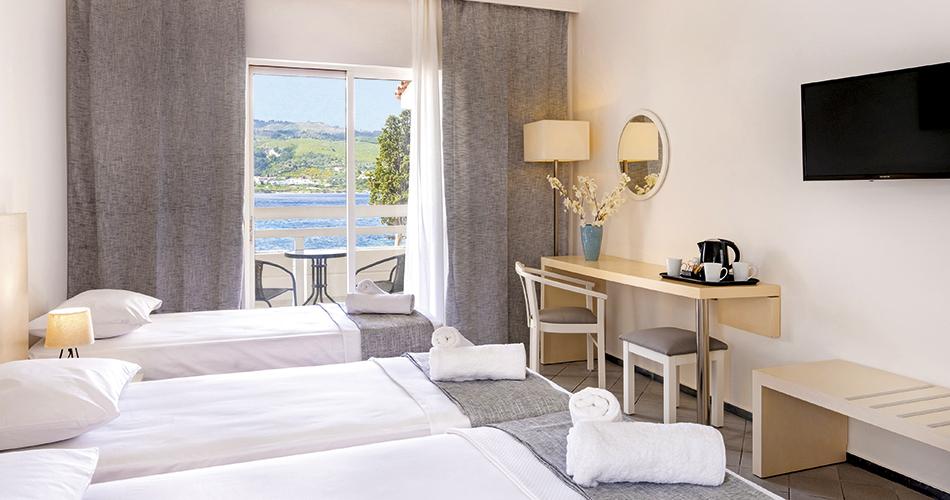 -Resort-ROOM-STANDARD-SEA-VIEW-4