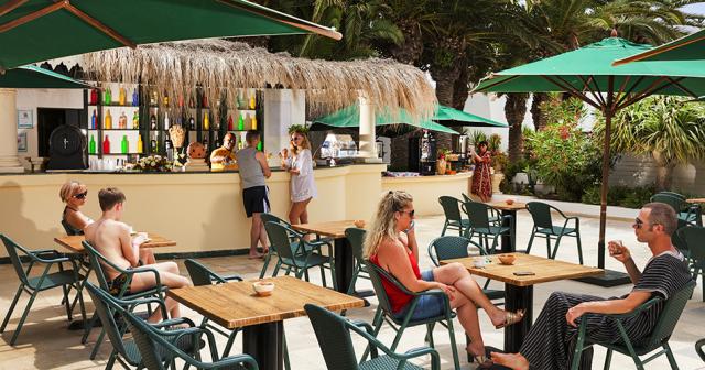Hammamet-Beach-BAR-2