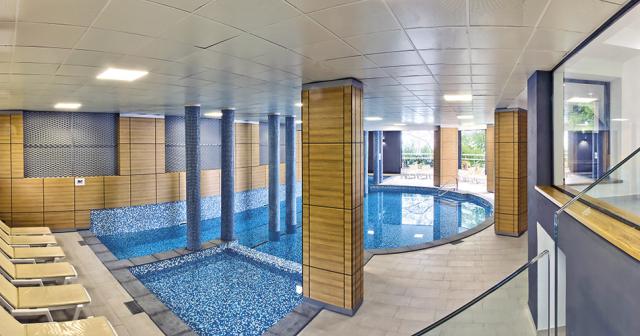 Luna-INDOORPOOL-2020