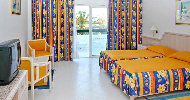 Royal-Jinene-ROOM-2021