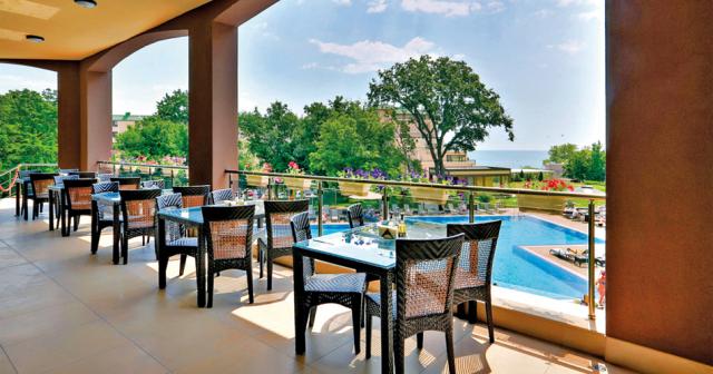 Golden-Line-RESTAURANT-02-2022