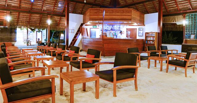 Adaaran-Club-Rannalhi-BAR