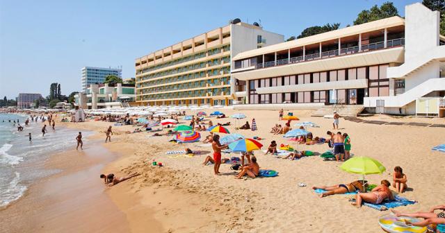 Marina-Sunny-Day-2024-BEACH