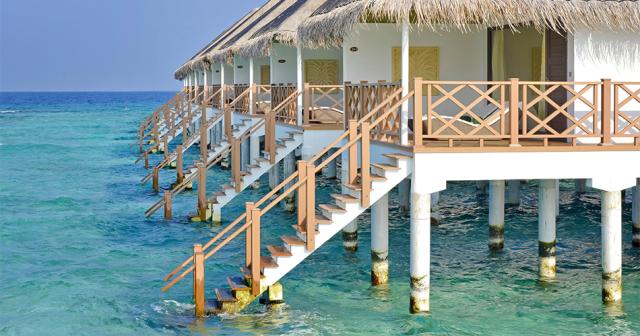 Dreamland-The-Unique-Sea-and-Lake-Resort-ROOM-WATER-BUNGALOW