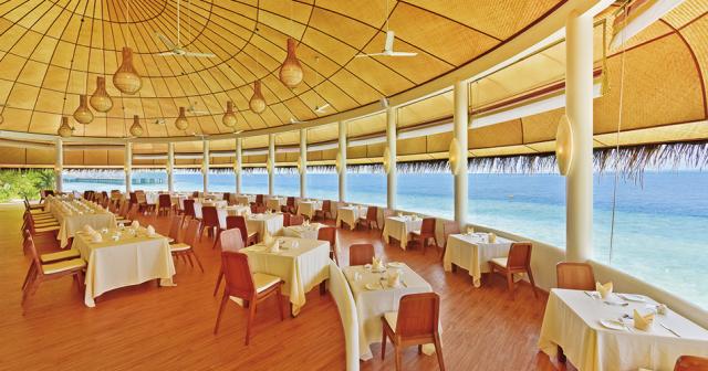 Dreamland-The-Unique-Sea-and-Lake-Resort-RESTAURANT