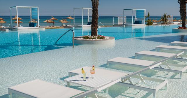 Iberostar-Kuriat-Palace-POOL-03