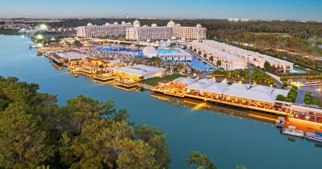 Titanic-Deluxe-Belek-2024-HOTEL-VIEW-02