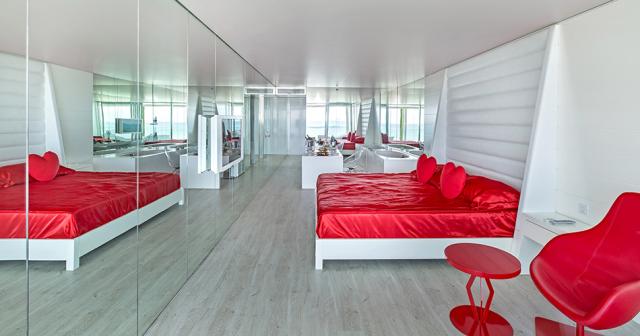 Adam-and-Eve-ROOM-2020