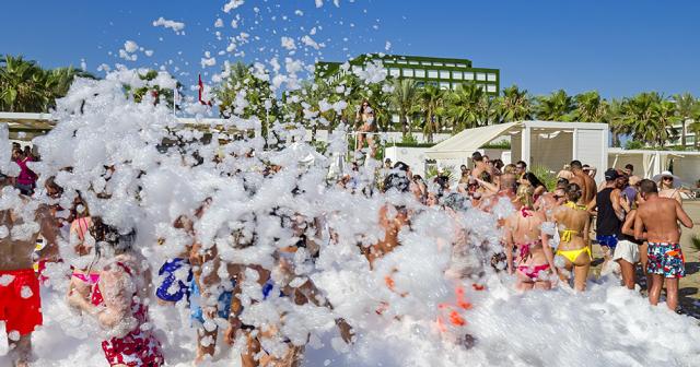 Adam-and-Eve-FOAM-PARTY-2020