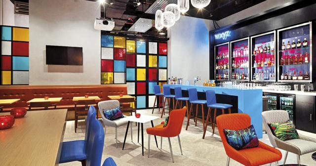 Aloft-Palm-Jumeirah-BAR
