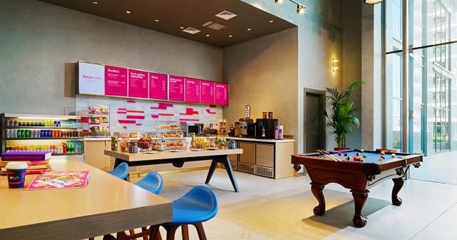 Aloft-Palm-Jumeirah-BILLIARD