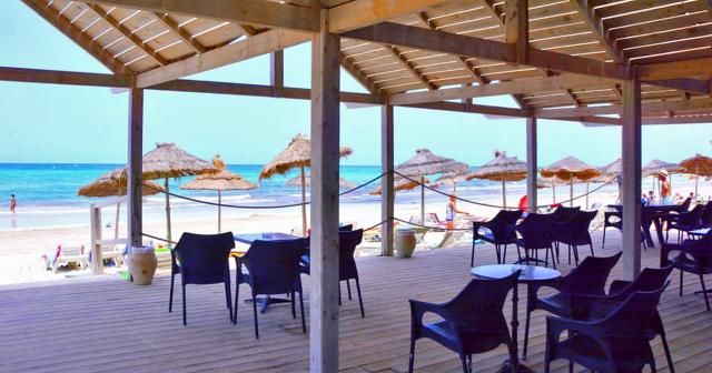 Cedriana-BEACH-BAR-2025