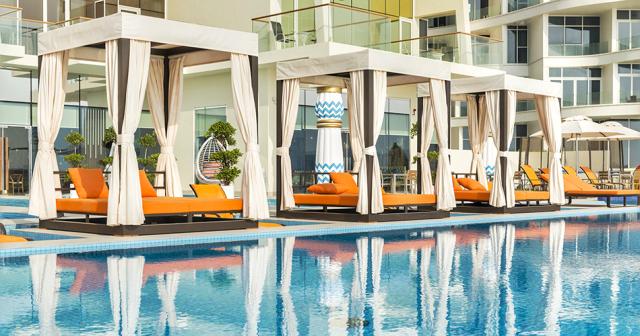 Royal-Central-The-Palm-POOL2